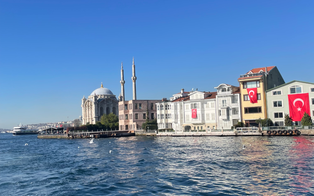 Istanbul Food Tour: Self-Guided Route to the Best Street Food & Hidden Gems